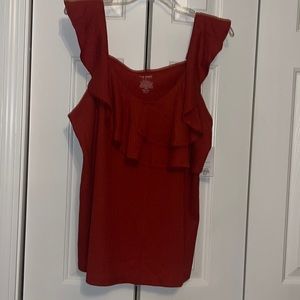 BNWT Nine West ruffled tank size L